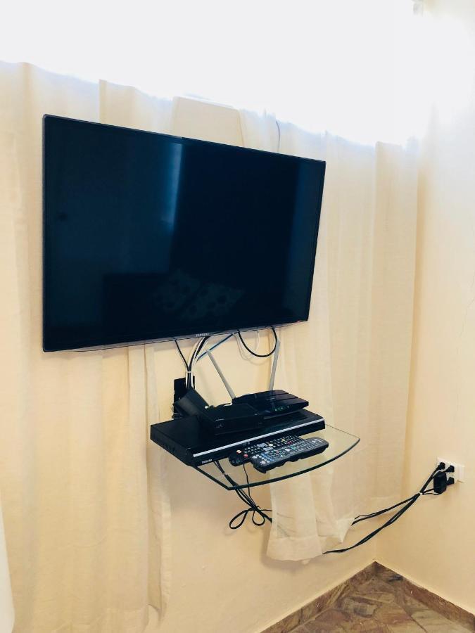 Cozy Studio Retreat With Private Parking And Free Laundry ปอนเซ ภายนอก รูปภาพ